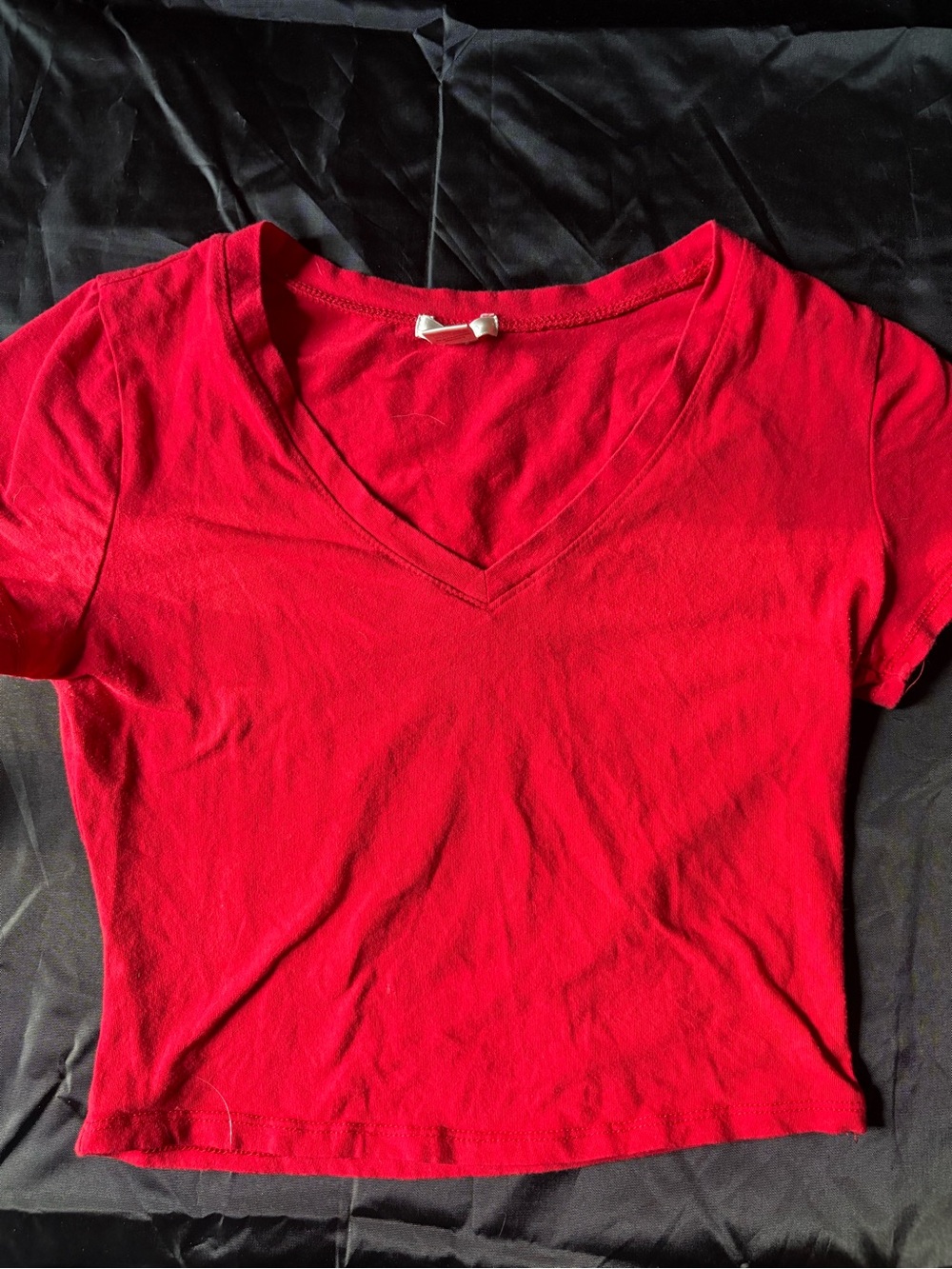 Bozzolo Bright Red V-Neck Short Sleeve Tee